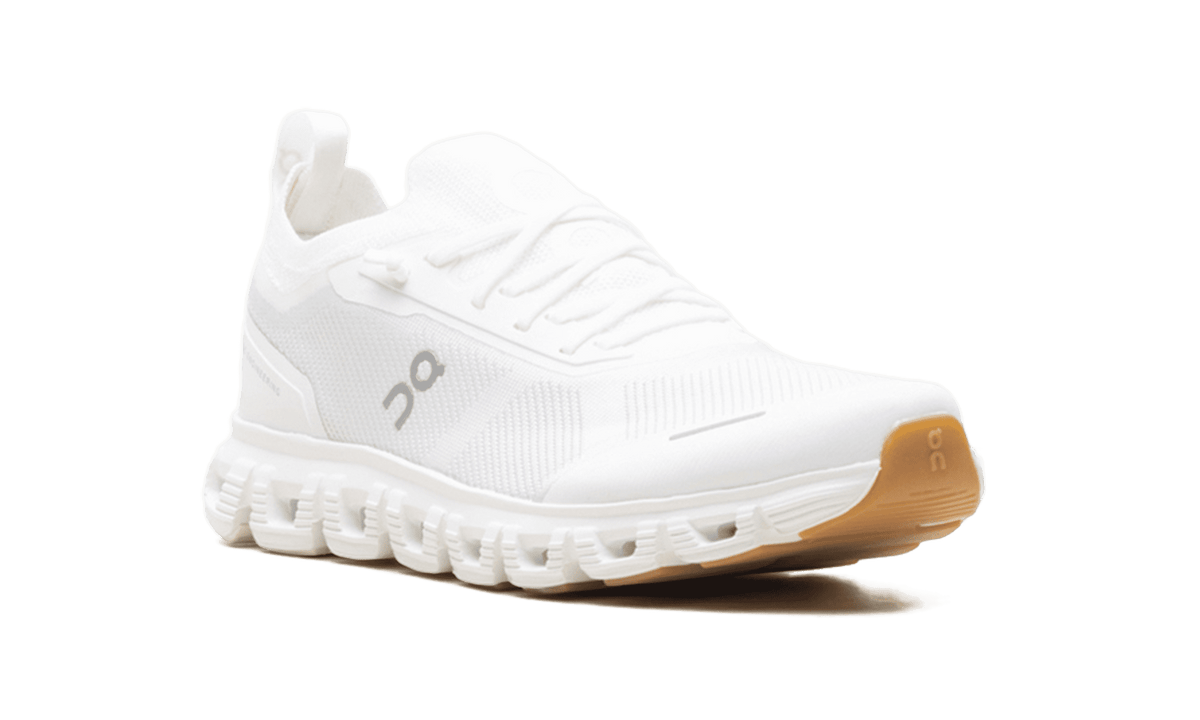 ON RUNNING WOMENS Cloud 6 Versa Womens "White" 3WF10031200 3WF10031200 from Stadium Goods