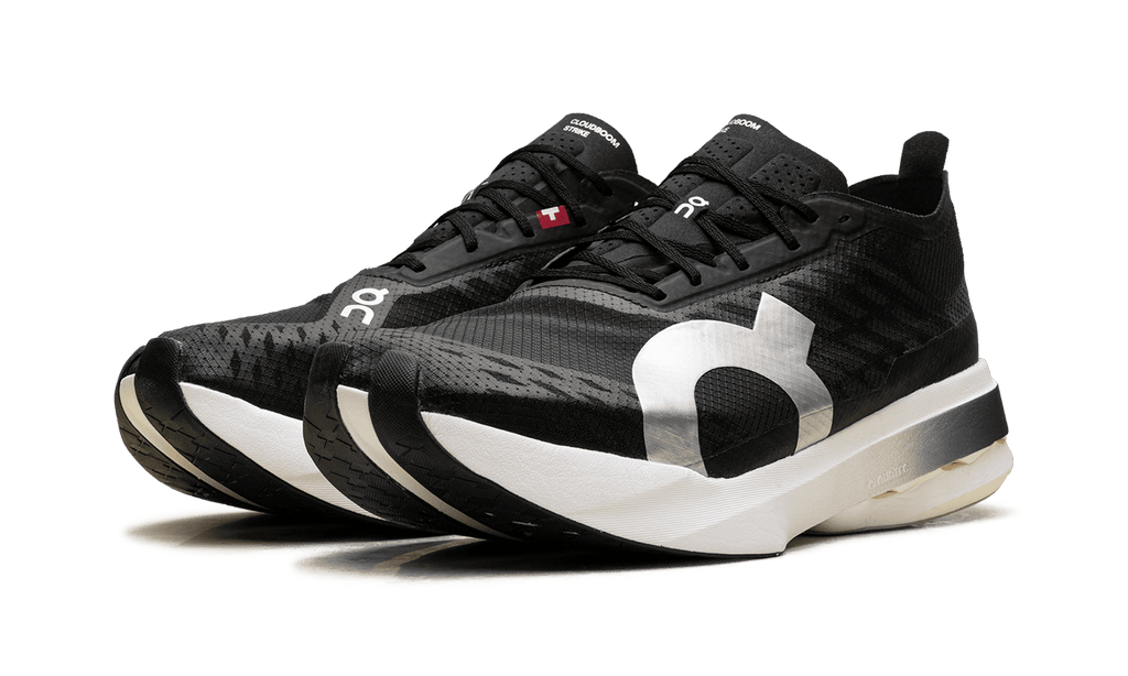 ON RUNNING MENS Cloudboom Strike "Black White" 3ME30480299 3ME30480299 from Stadium Goods