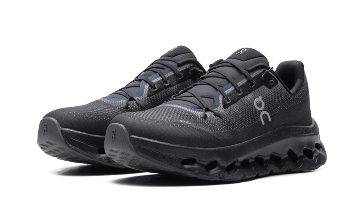 ON RUNNING MENS Cloudtilt "Black" 3MG10981043 3MG10981043 from Stadium Goods